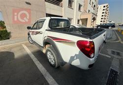 میتسوبیشی L200